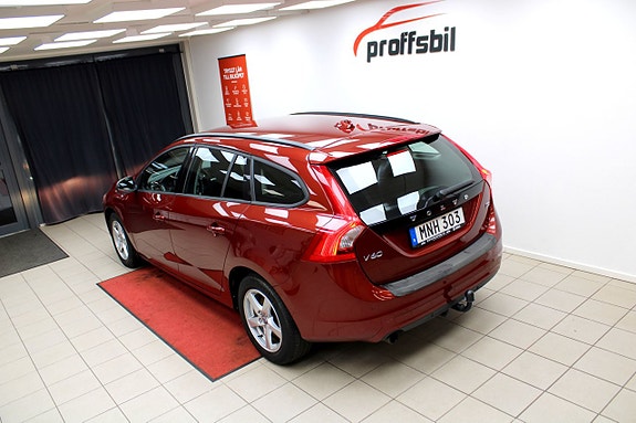 Volvo V60 9 of 27
