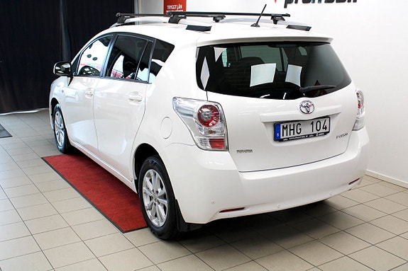Toyota Verso 9 of 26