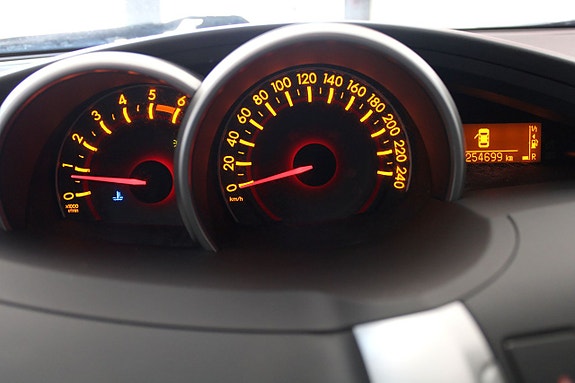 Toyota Verso 26 of 26