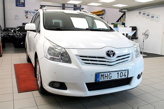Toyota Verso 4 of 5