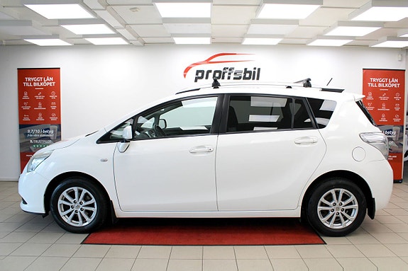 Toyota Verso 2 of 5