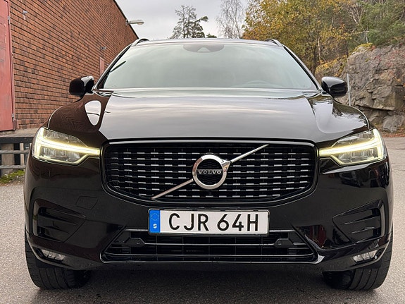 Volvo XC60 8 of 25