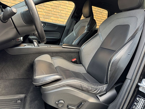 Volvo XC60 9 of 25