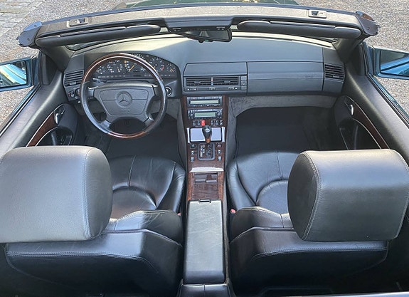 Mercedes-Benz SL600 25 of 28
