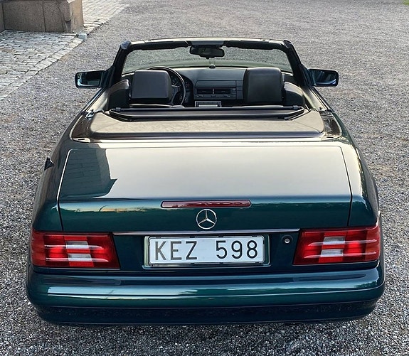 Mercedes-Benz SL600 8 of 28