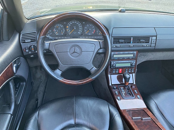 Mercedes-Benz SL600 28 of 28