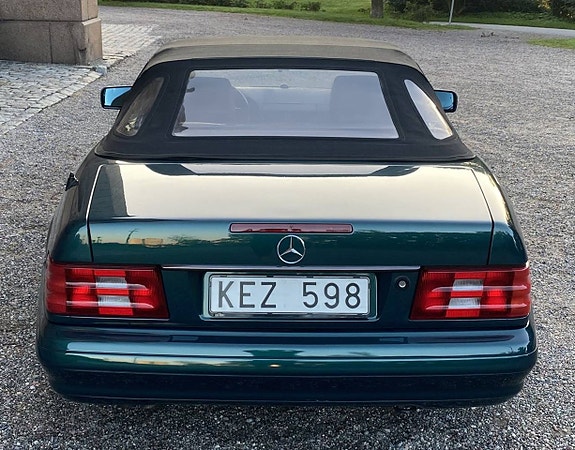 Mercedes-Benz SL600 9 of 28