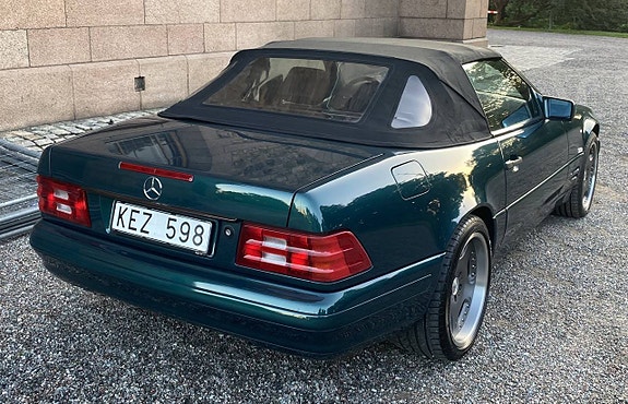 Mercedes-Benz SL600 7 of 28