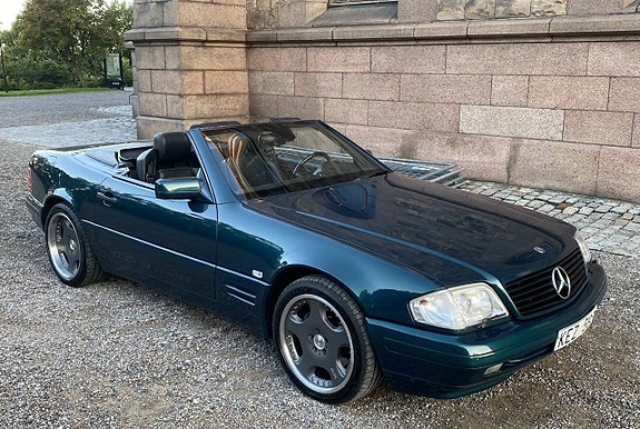 Mercedes-Benz SL600 2 of 5