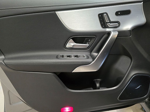 Mercedes-Benz CLA250+ 16 of 25