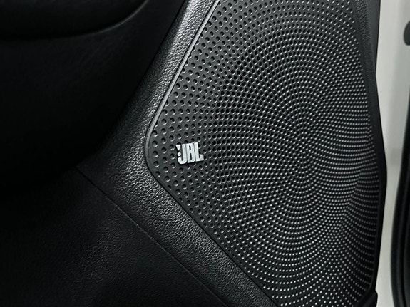 Kia e-Niro 13 of 16