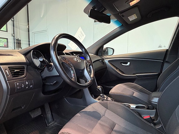 Hyundai i30 4 of 8