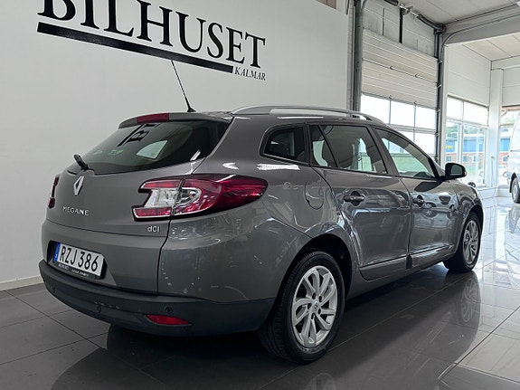 Renault Megane III 3 of 5