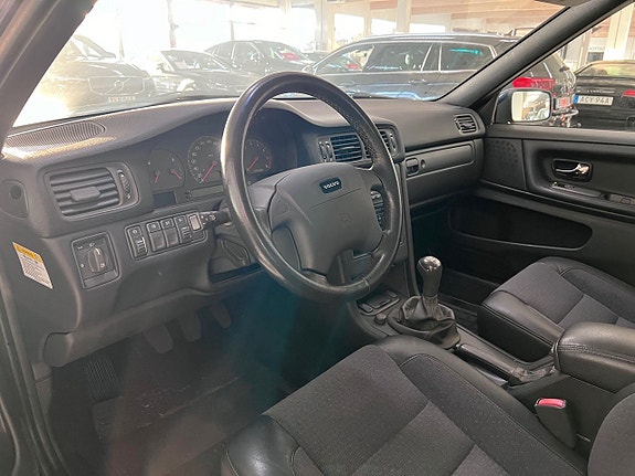Volvo S70 6 of 12