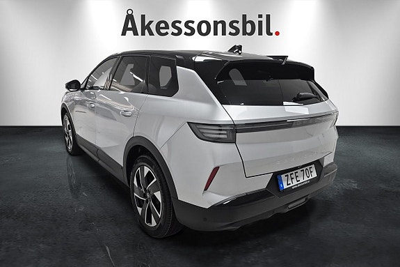 Opel Grandland 4 of 5