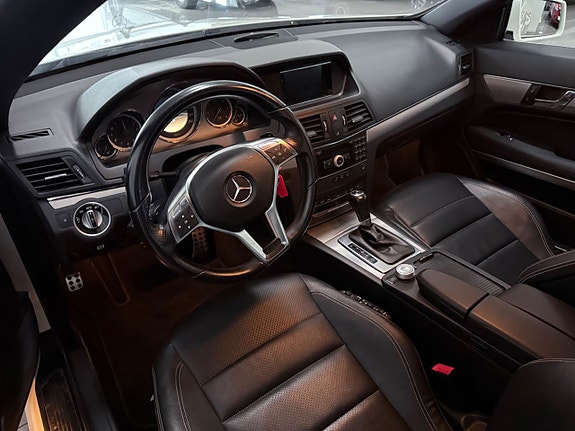 Mercedes-Benz E250 11 of 11