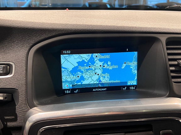 Volvo S60 Cross Country 13 of 14