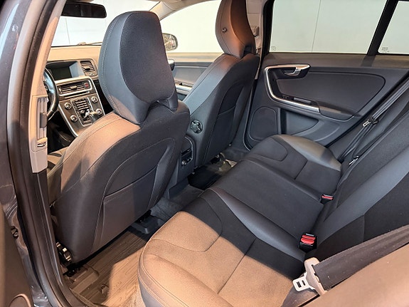 Volvo V60 6 of 7