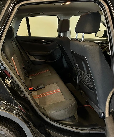 BMW X1 11 of 13