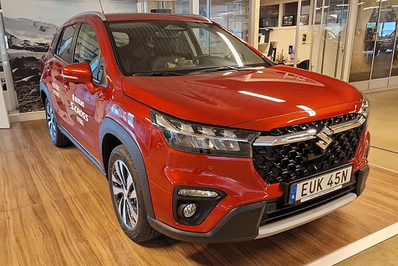 Suzuki S-Cross 6 of 10