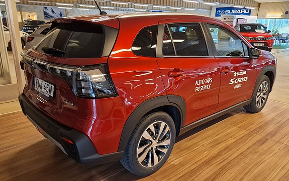 Suzuki S-Cross 4 of 10