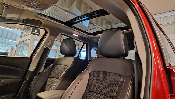 Suzuki S-Cross 10 of 10
