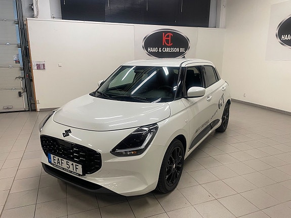Suzuki Swift 2 of 5
