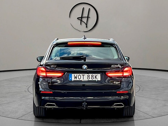 BMW 530e 5 of 30