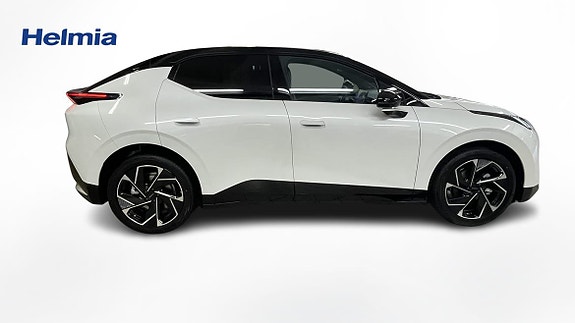 Lynk & Co 02 2 of 5