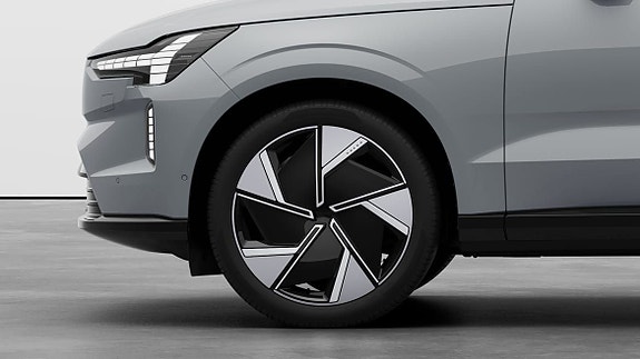 Volvo EX90 8 of 8