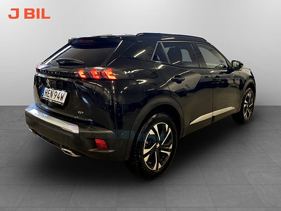 Peugeot 2008 4 of 5