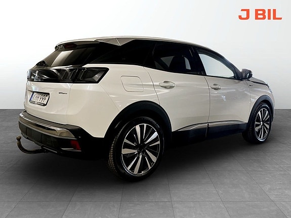 Peugeot 3008 4 of 5