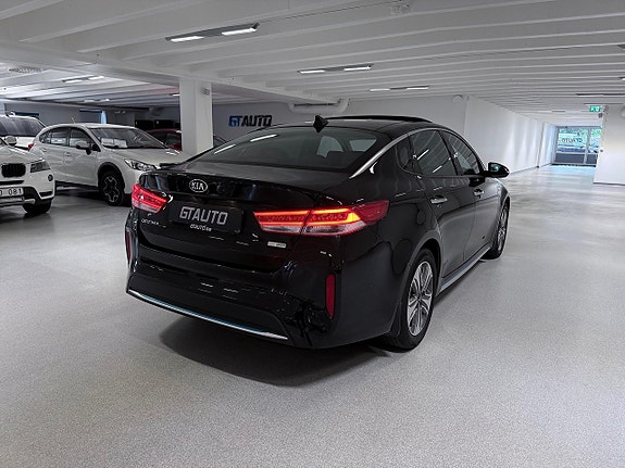 Kia Optima 5 of 5