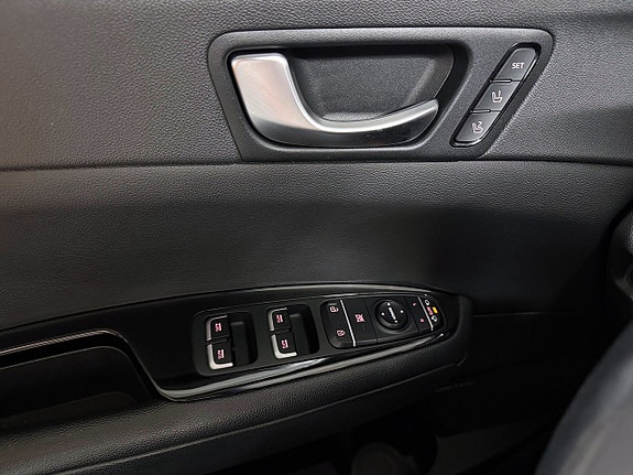 Kia Optima 10 of 27