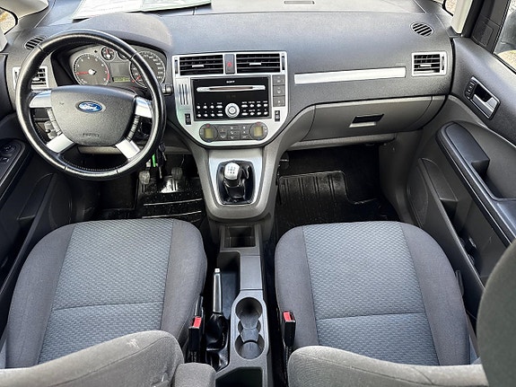Ford C-Max 11 of 18