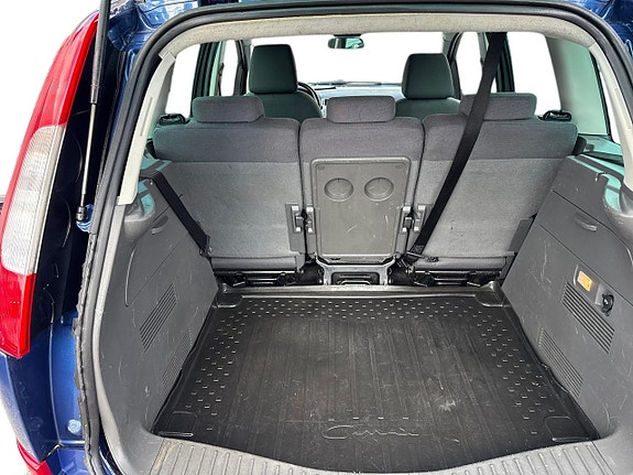 Ford C-Max 17 of 18