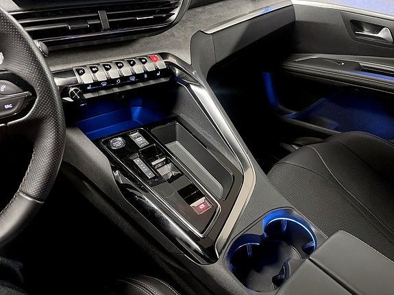 Peugeot 5008 10 of 15