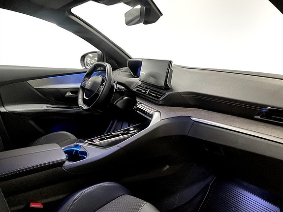 Peugeot 5008 11 of 15