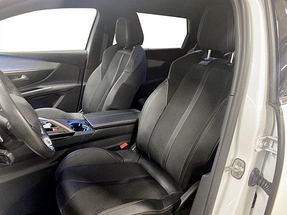 Peugeot 5008 4 of 5