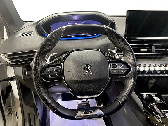 Peugeot 5008 7 of 16
