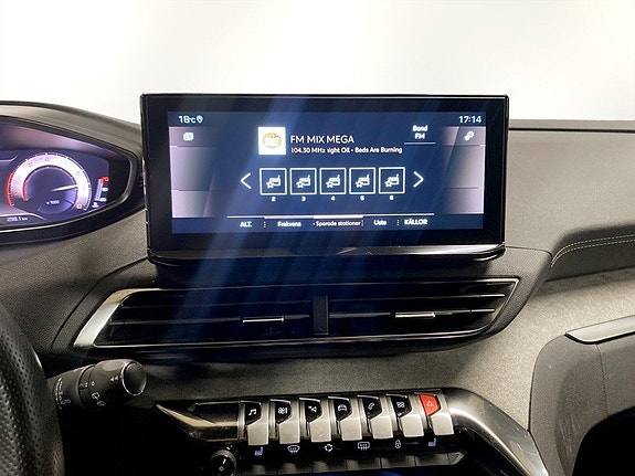 Peugeot 5008 9 of 16