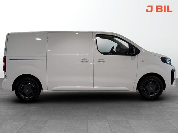 Opel Vivaro 2 of 5