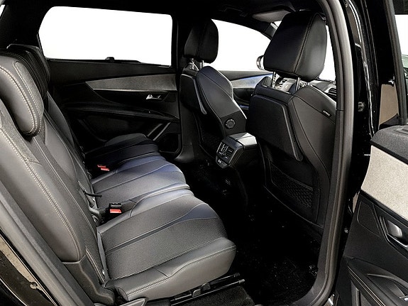 Peugeot 5008 12 of 15