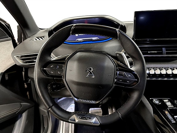 Peugeot 5008 7 of 15