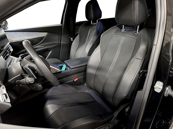 Peugeot 5008 4 of 15