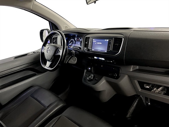 Opel Vivaro 9 of 14