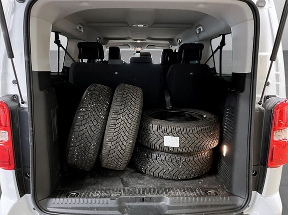 Citroen E-SpaceTourer 18 of 18