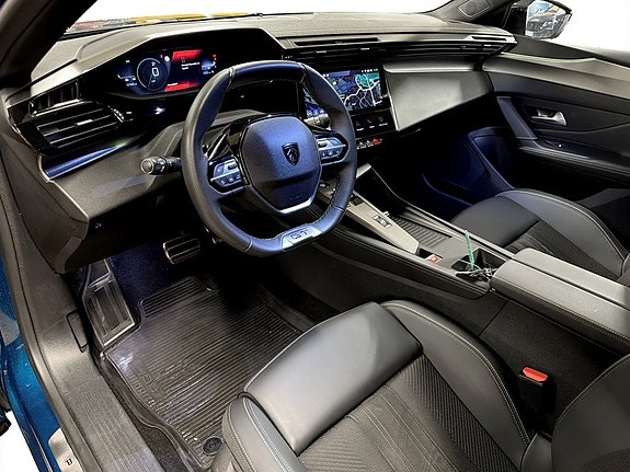 Peugeot 408 5 of 5