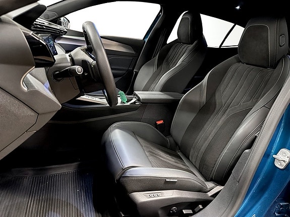 Peugeot 408 4 of 5