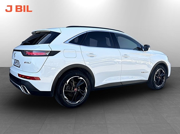 DS DS 7 Crossback 4 of 17